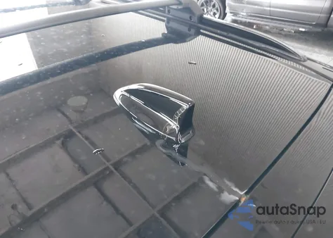 2025 Honda Cr-V Hybrid Sport Touring from USA, damaged, VIN 7FARS6H97SE066528